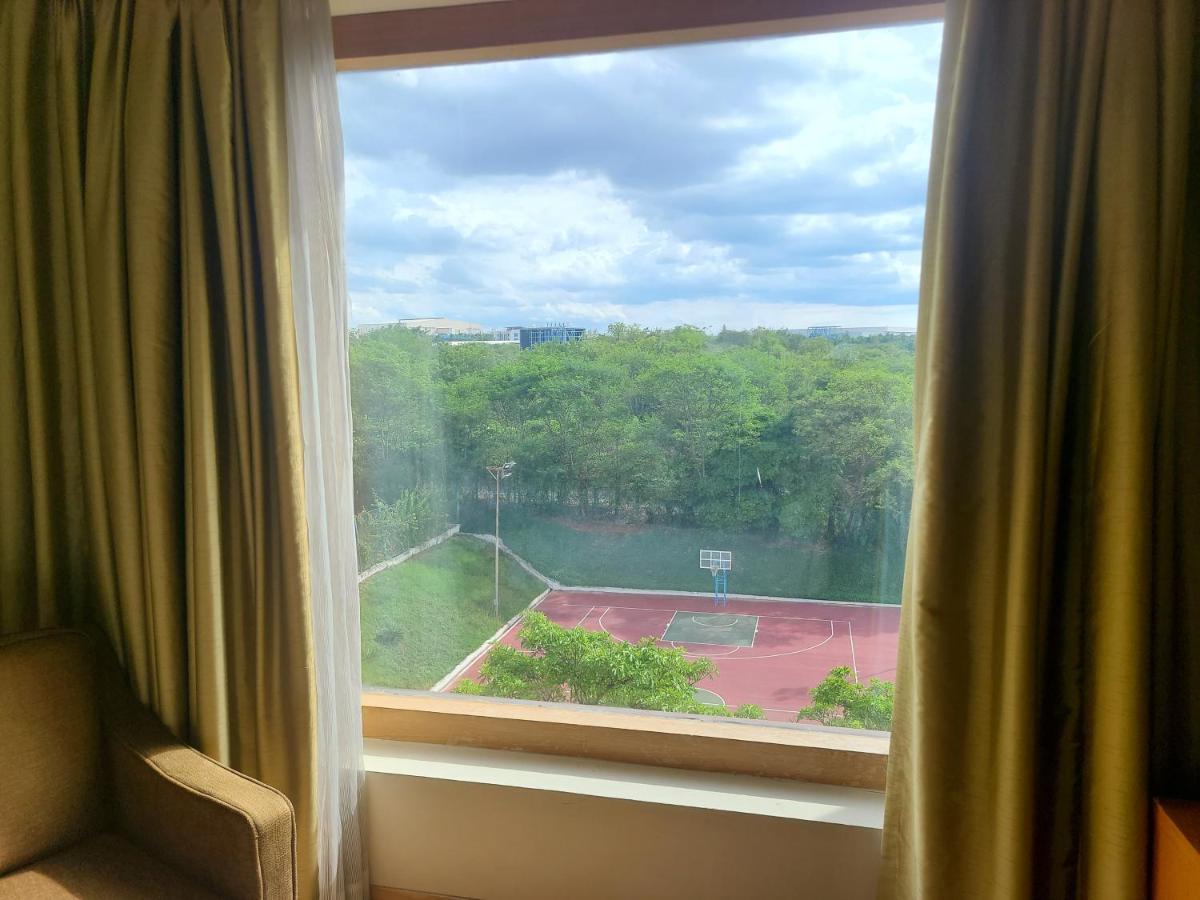 Novotel Hyderabad Airport מראה חיצוני תמונה